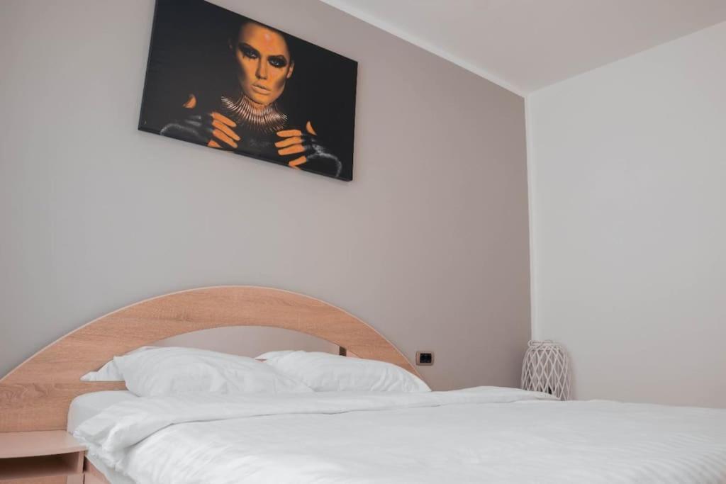 Apartament Zona Coresi Mall Brasov Luaran gambar