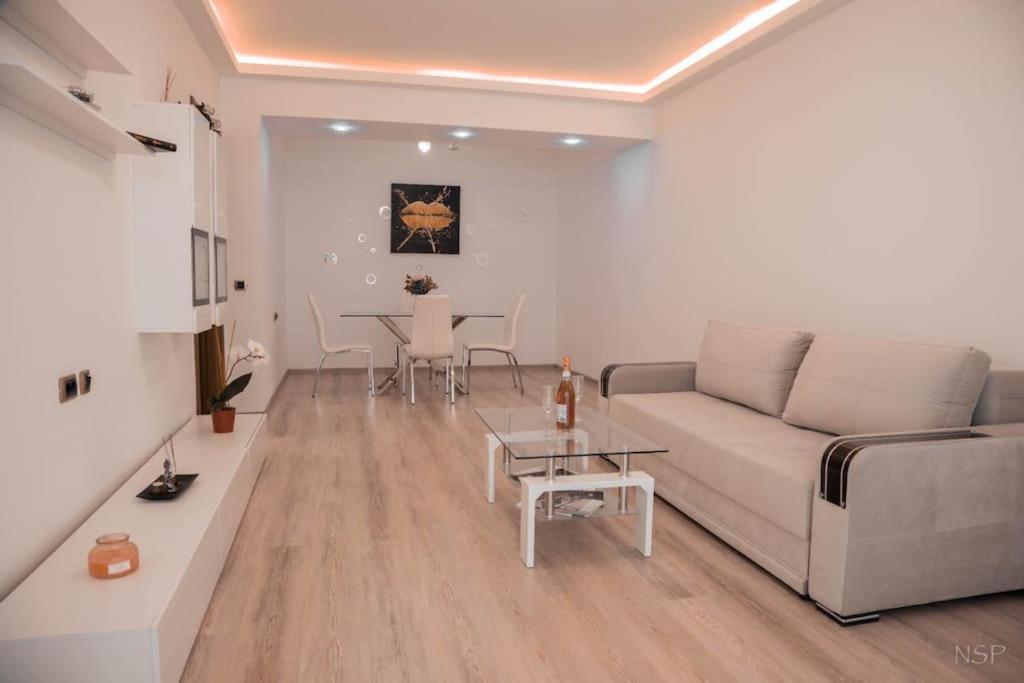 Apartament Zona Coresi Mall Brasov Luaran gambar